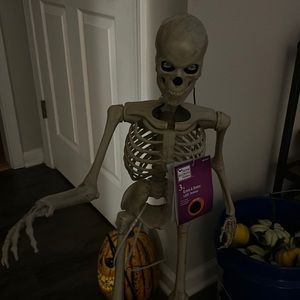 3 ft skelly Home Depot with base